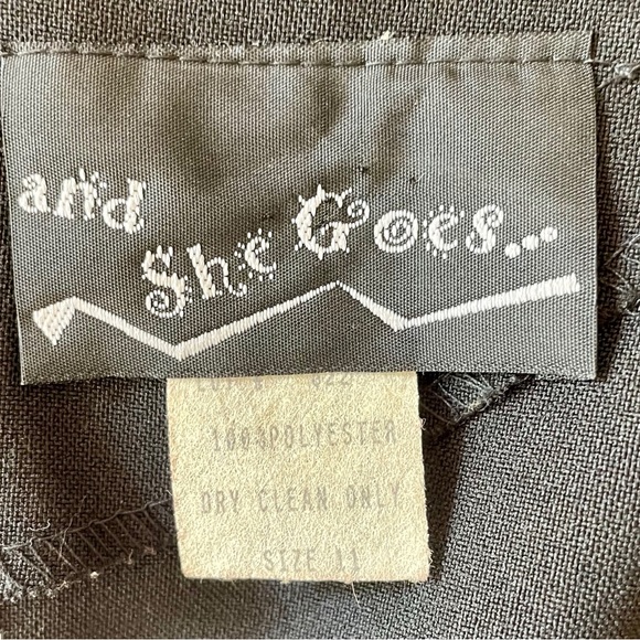 SOLD :: Vintage 90s Does 60s Belted Little Black Dress - Picture 5 of 5